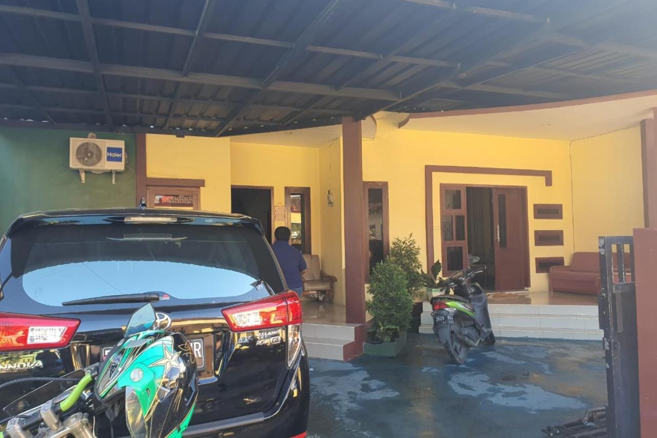 Apartamento New Puri Amalia Banyuwangi  Exterior foto