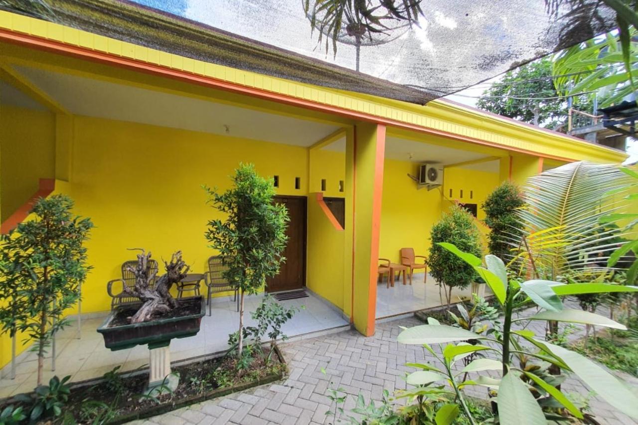 Apartamento New Puri Amalia Banyuwangi  Exterior foto